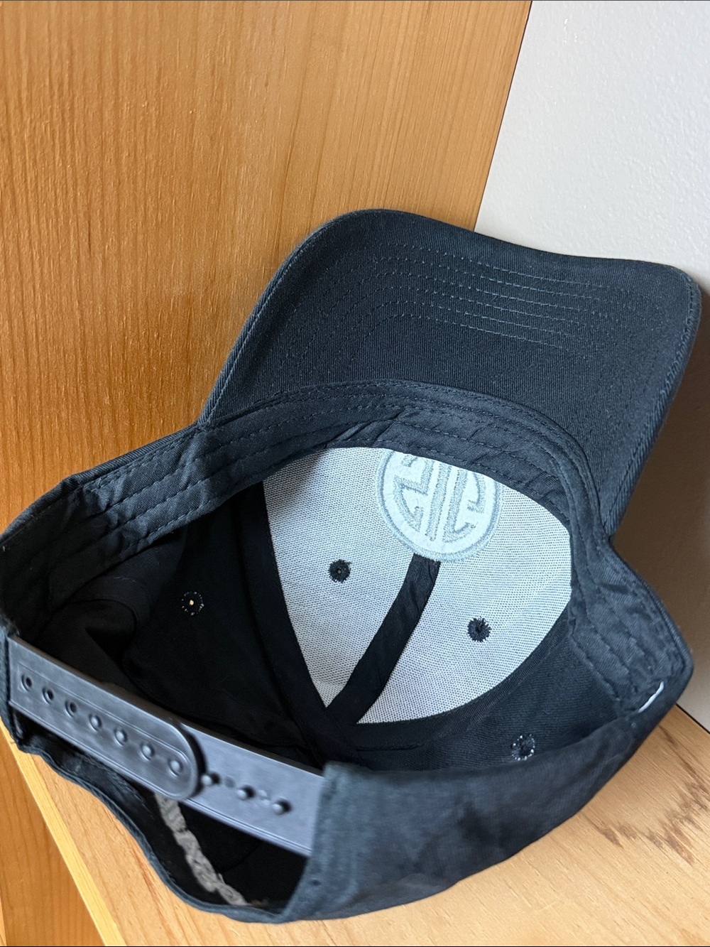 Sig Sauer Hat - Picture 4 of 8